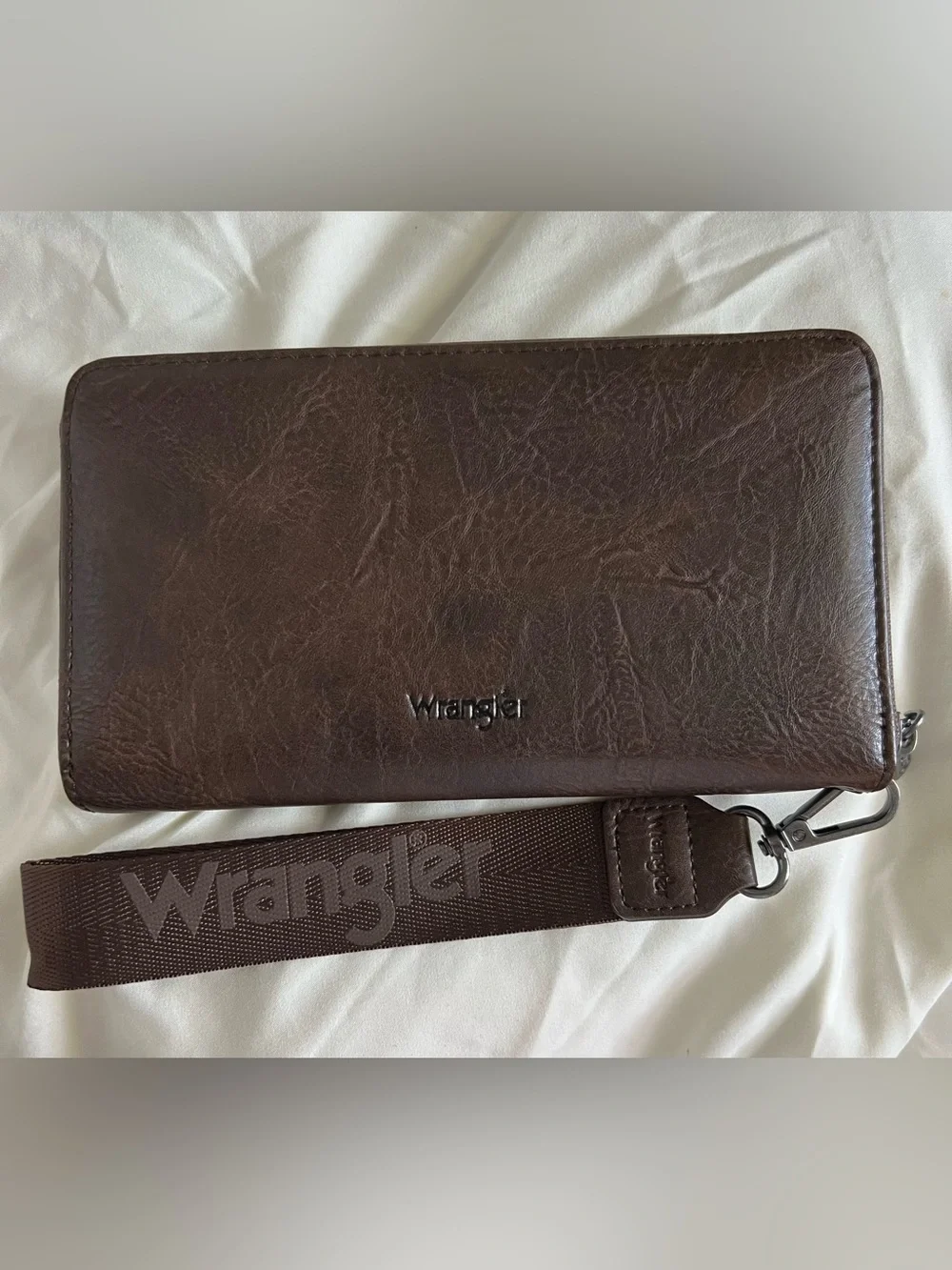 Wrangler zip around